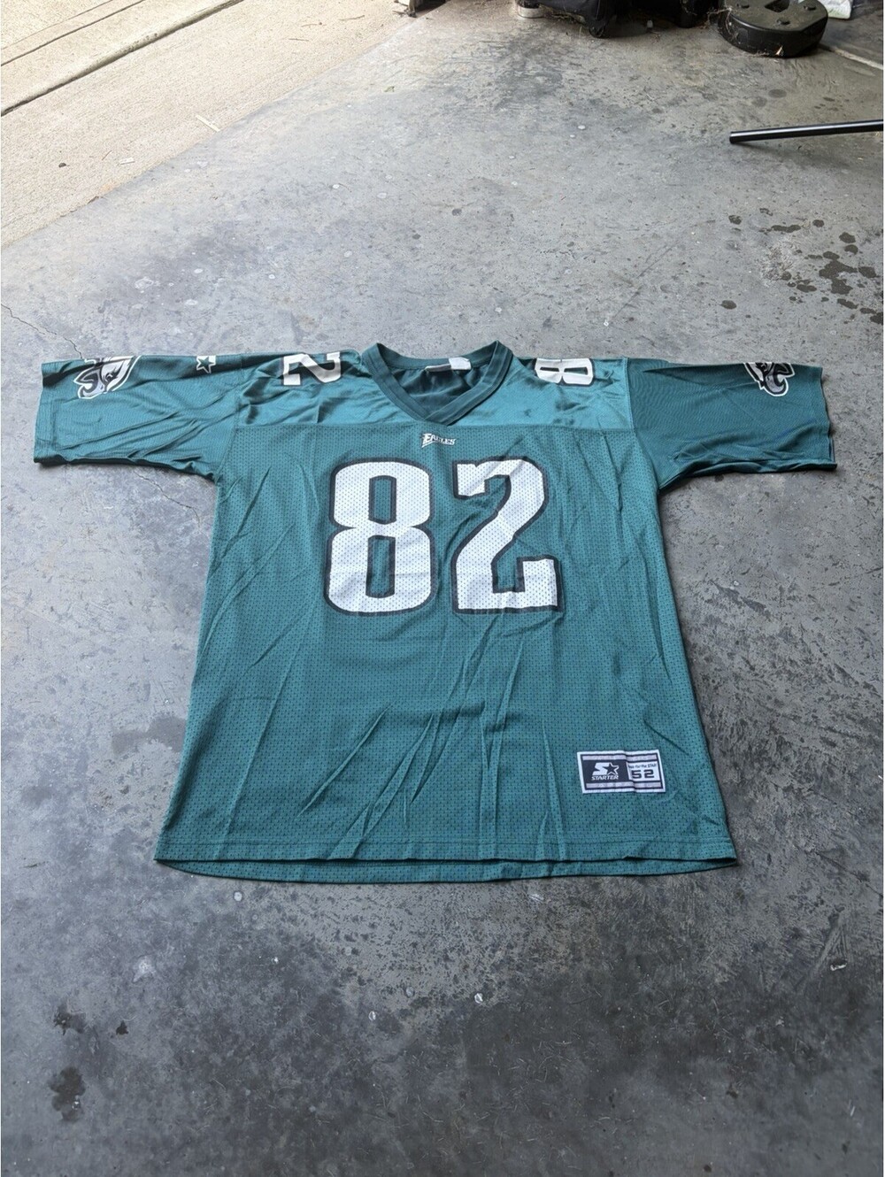 Starter Chris T. Jones 82 Philadelphia Eagles Authentic Football Jersey Size XL